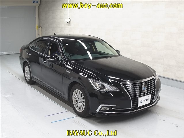 TOYOTA CROWN 2017