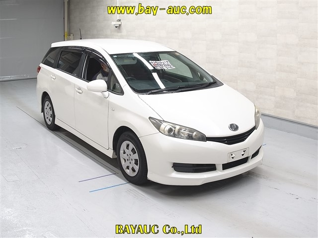 TOYOTA WISH 2012