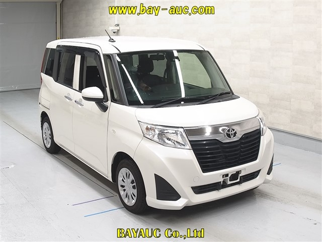 TOYOTA ROOMY 2018