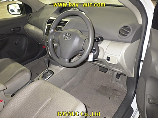 TOYOTA BELTA 2012