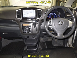 SUZUKI SOLIO 2011