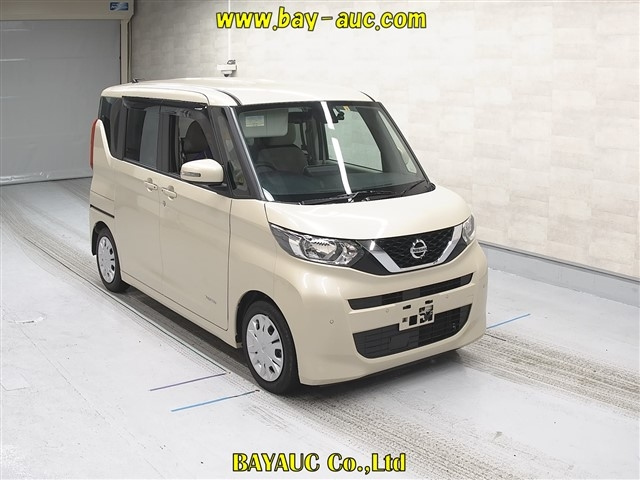 NISSAN ROOX