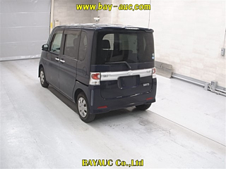 DAIHATSU TANTO 2009