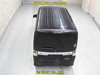DAIHATSU TANTO 2009