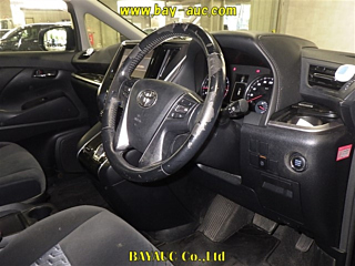 TOYOTA ALPHARD 2015