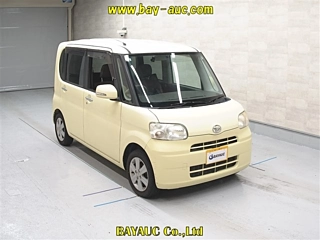 DAIHATSU TANTO 2011