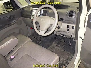 DAIHATSU TANTO 2011