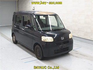 DAIHATSU TANTO 2010