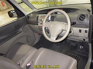 DAIHATSU TANTO 2010