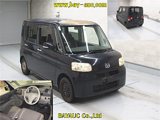 DAIHATSU TANTO 2010