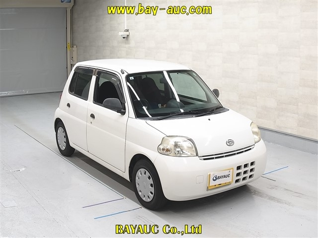 DAIHATSU ESSE 2011