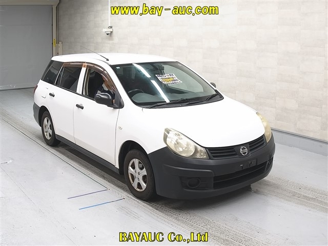 NISSAN AD 2008