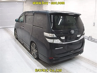TOYOTA VELLFIRE 2010