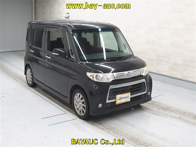 DAIHATSU TANTO 2011