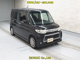 DAIHATSU TANTO 2011