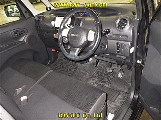 DAIHATSU TANTO 2011