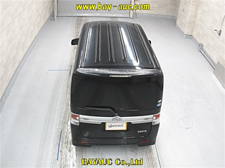 DAIHATSU TANTO 2011