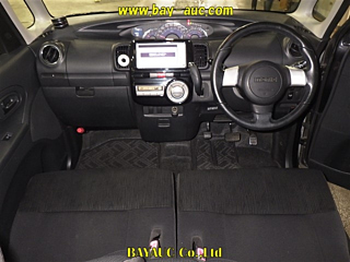 DAIHATSU TANTO 2011