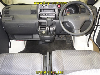 DAIHATSU HIJET VAN 2017