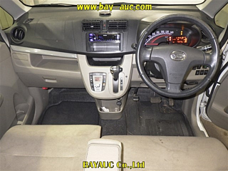 DAIHATSU MOVE 2013
