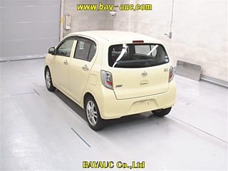 DAIHATSU MIRA E S 2014