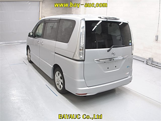 NISSAN SERENA 2012