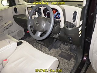 NISSAN CUBE 2010