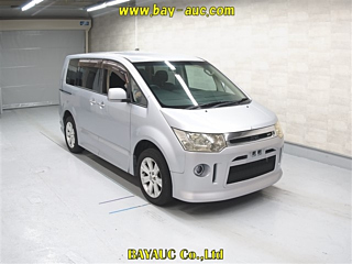 MITSUBISHI DELICA D5 2008