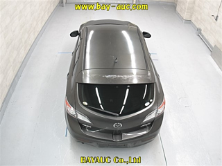 MAZDA AXELA 2010