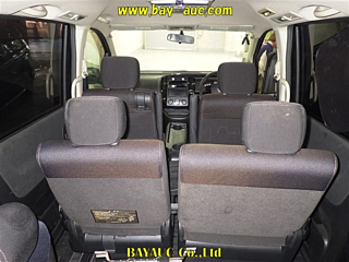 NISSAN SERENA 2009