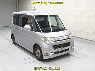 DAIHATSU TANTO 2010
