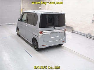 DAIHATSU TANTO 2010
