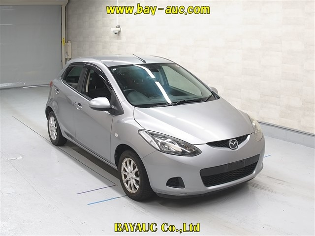 MAZDA DEMIO 2010