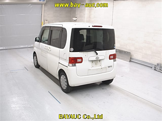 DAIHATSU TANTO 2010