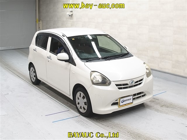 DAIHATSU MIRA E S 2012