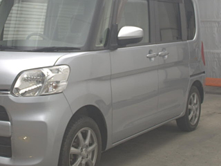 DAIHATSU TANTO 2018