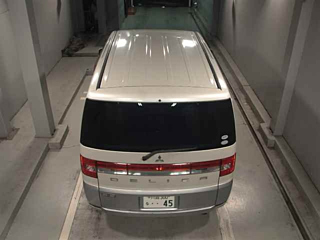 MITSUBISHI DELICA D5 2009