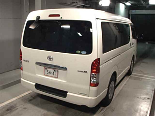 TOYOTA HIACE VAN 2020