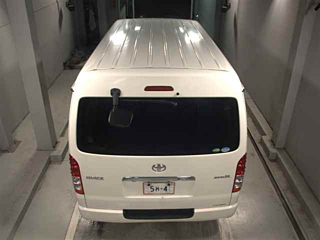 TOYOTA HIACE VAN 2020