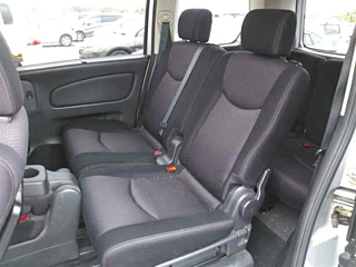 NISSAN SERENA 2012