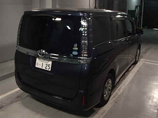TOYOTA VOXY 2015