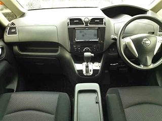 NISSAN SERENA 2012