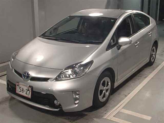 TOYOTA PRIUS 2012