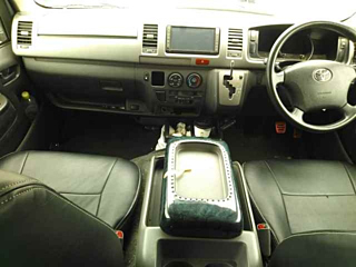 TOYOTA HIACE VAN 2009