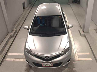 TOYOTA VITZ 2012
