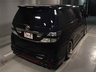 TOYOTA VELLFIRE 2010