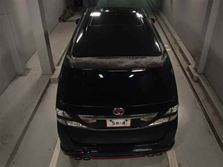 TOYOTA VELLFIRE 2010