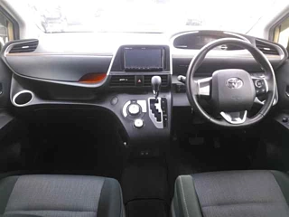 TOYOTA SIENTA 2019