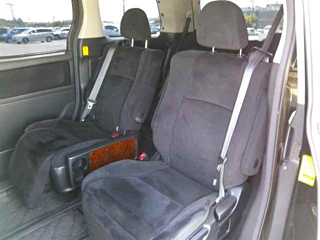 TOYOTA VELLFIRE 2010