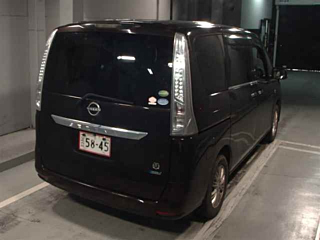 NISSAN SERENA 2015